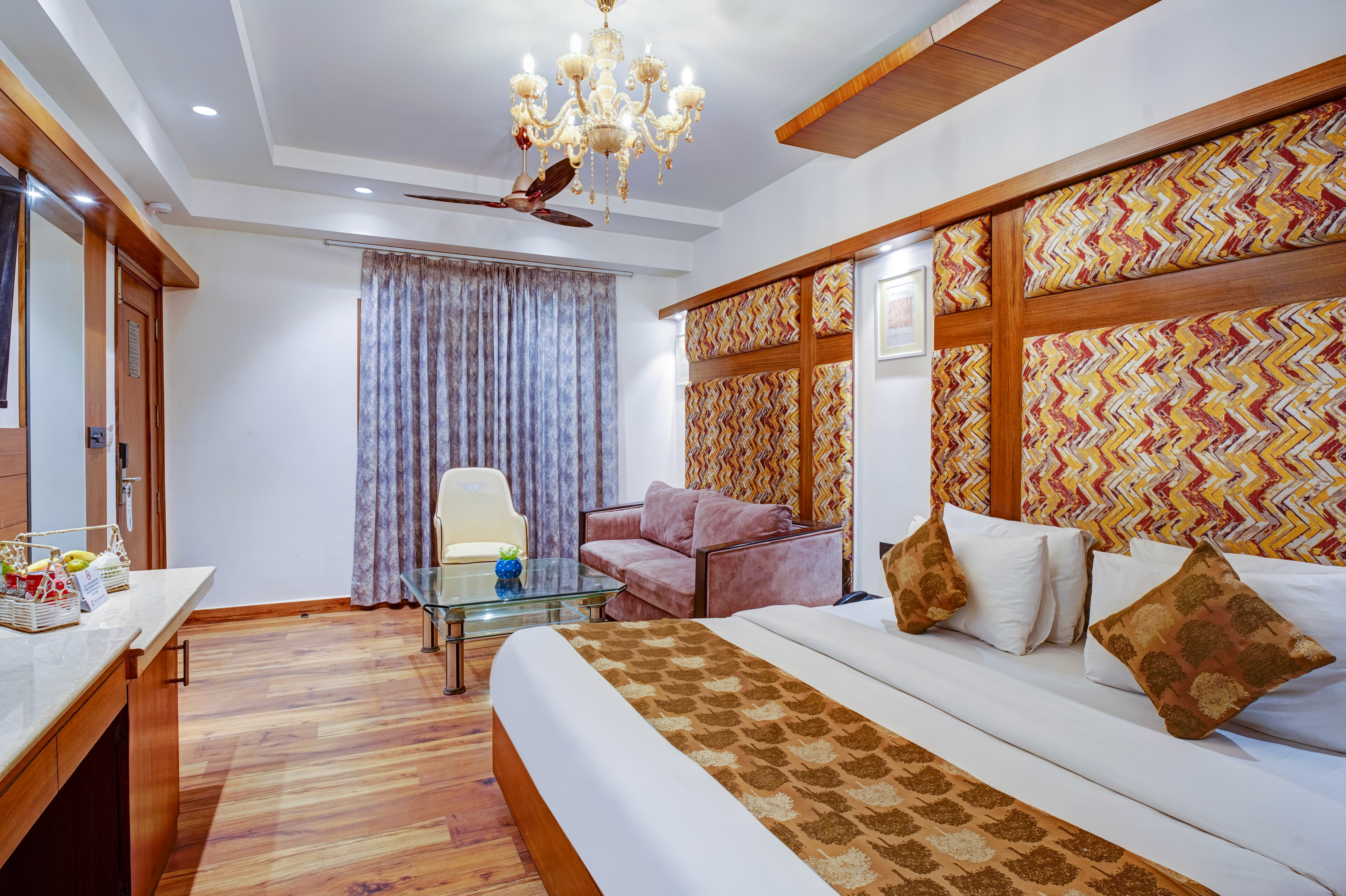 Presidential Suite Room - Image 2